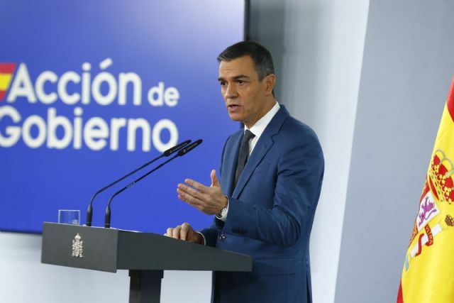 Pedro Sánchez anuncia un primer paquete de medidas por valor de 10.600 millones de euros para ayudar a hogares, empresas y ayuntamientos afectados por la DANA